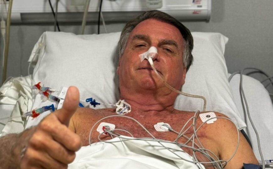 Bolsonaro apresenta “boa evolução clínica” e está “orientado”, diz boletim médico
