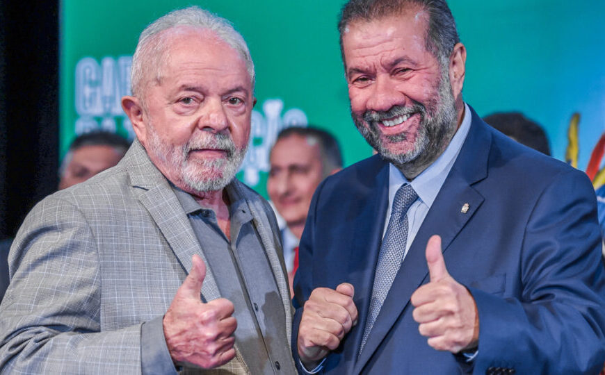 PDT ameaça deixar governo e Lula banca Carlos Lupi após fraudes no INSS 