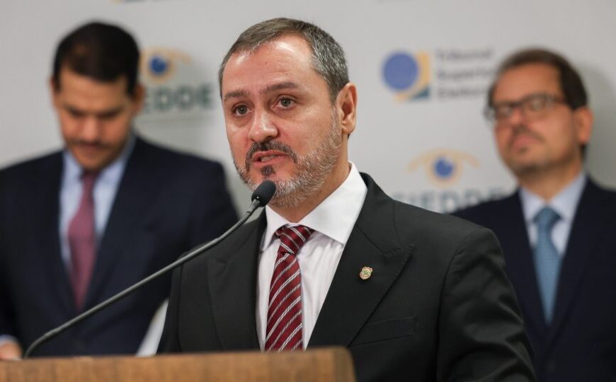 Diretor da PF critica anistia aos acusados do 8/1 e defende punição proporcional aos crimes