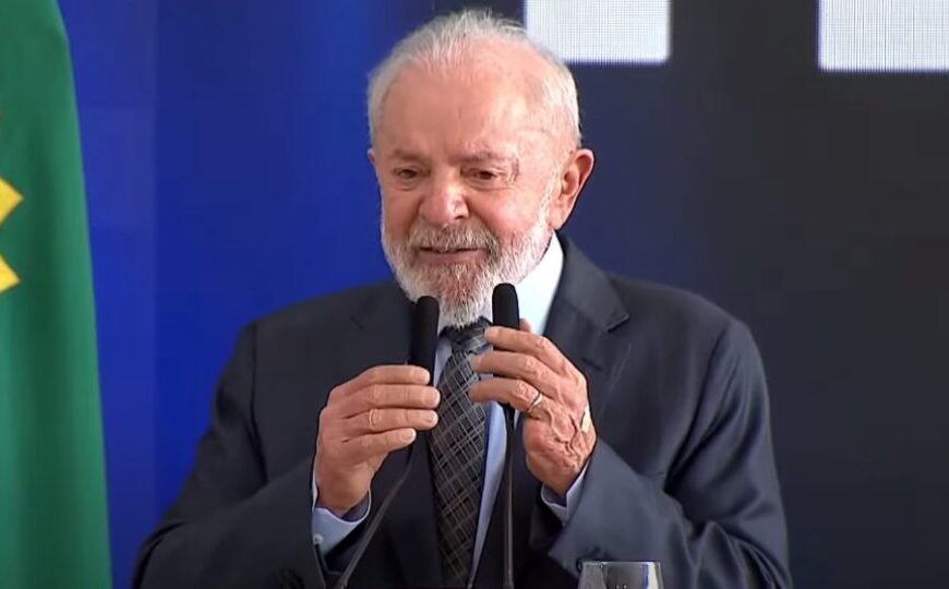 Lula dispara contra Trump e promete retaliar medidas econômicas com “reciprocidade”  