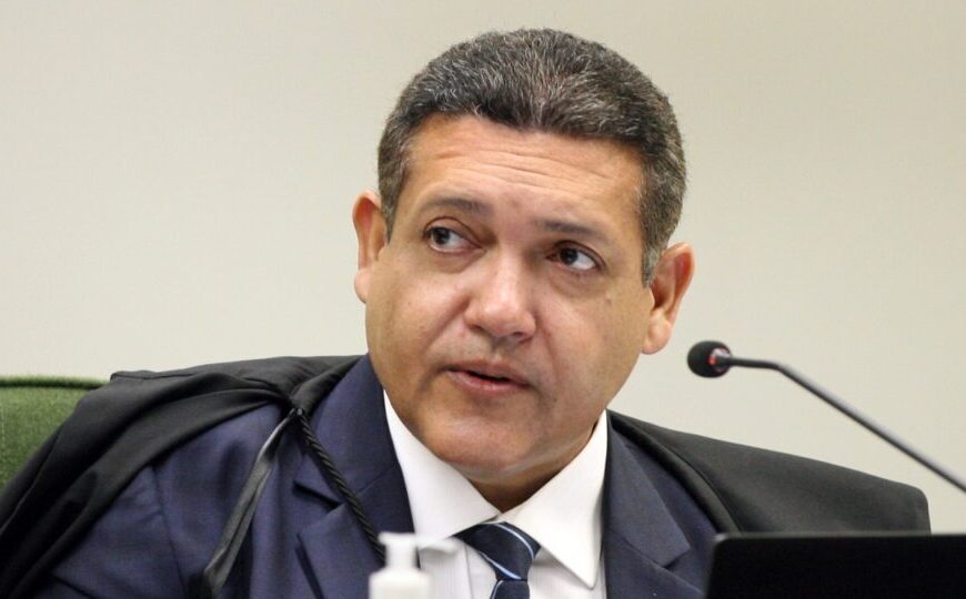 Integrante do PCC tenta redistribuir processos após decisões desfavoráveis de Nunes Marques