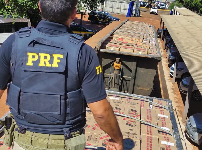 Polícia apreende 500 mil maços de cigarros em…