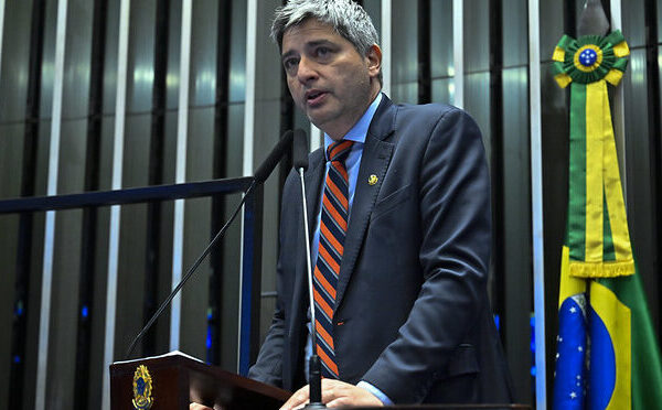 Senado aprova projeto que proíbe bets de contratar…