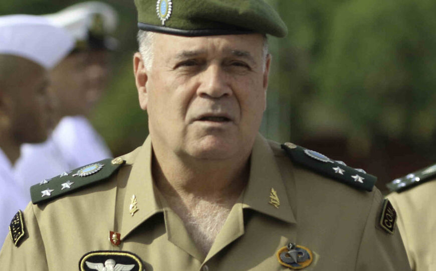 Freire Gomes diz que Bolsonaro “concordou” ao ouvir…