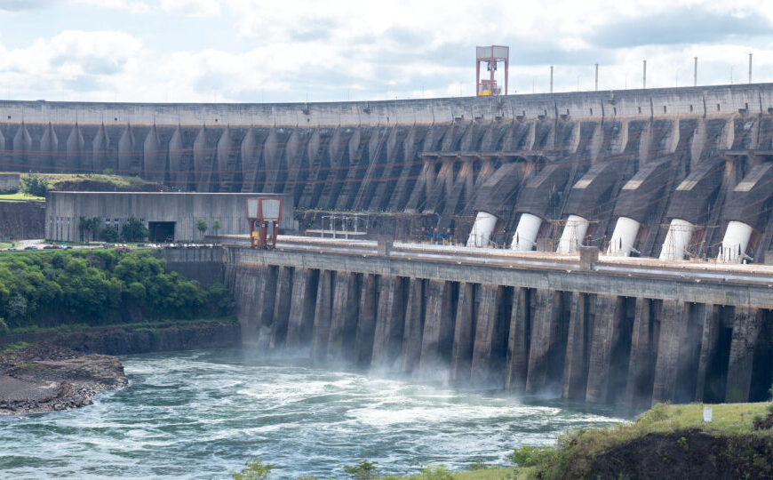 Itaipu Binacional: CPI pode investigar má gestão, desvios e uso político estatal