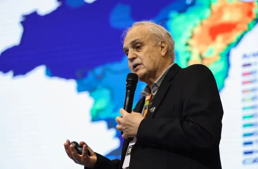Brasil pode zerar emissões até 2040, diz Carlos Nobre