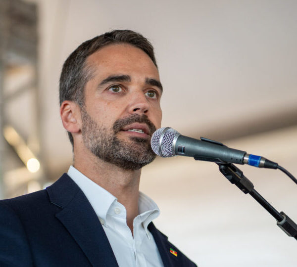 Eduardo Leite deixa PSDB e confirma filiação ao…