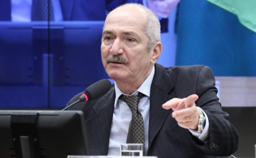 Quem é Aldo Rebelo, ex-PCdoB que apoia Bolsonaro…