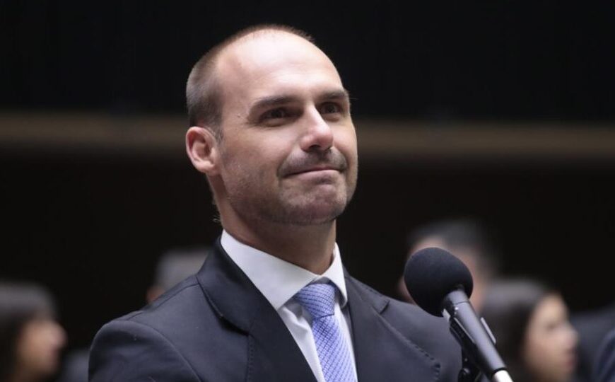 Representante de Trump vem ao Brasil para discutir sanções a Moraes, diz Eduardo Bolsonaro