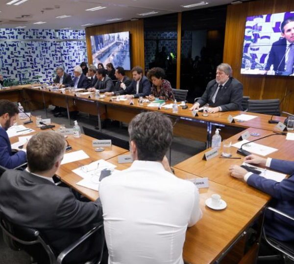 Projeto de reajuste dos servidores enfrenta resistência na…