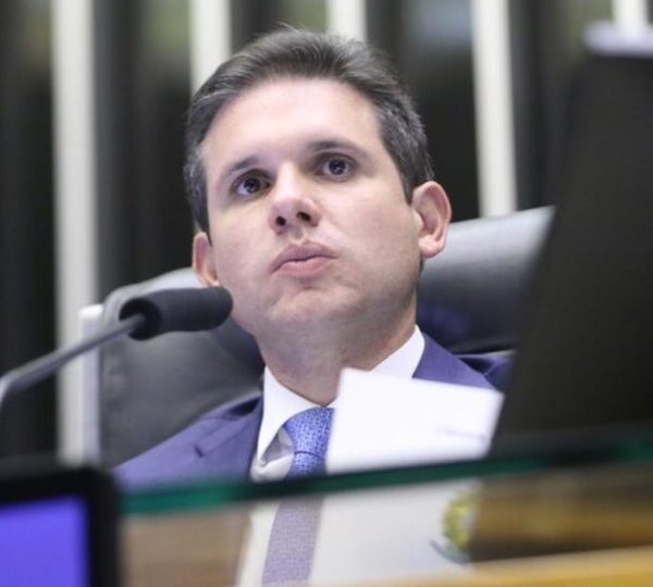 Motta cria comissão especial para regulamentar trabalho em…