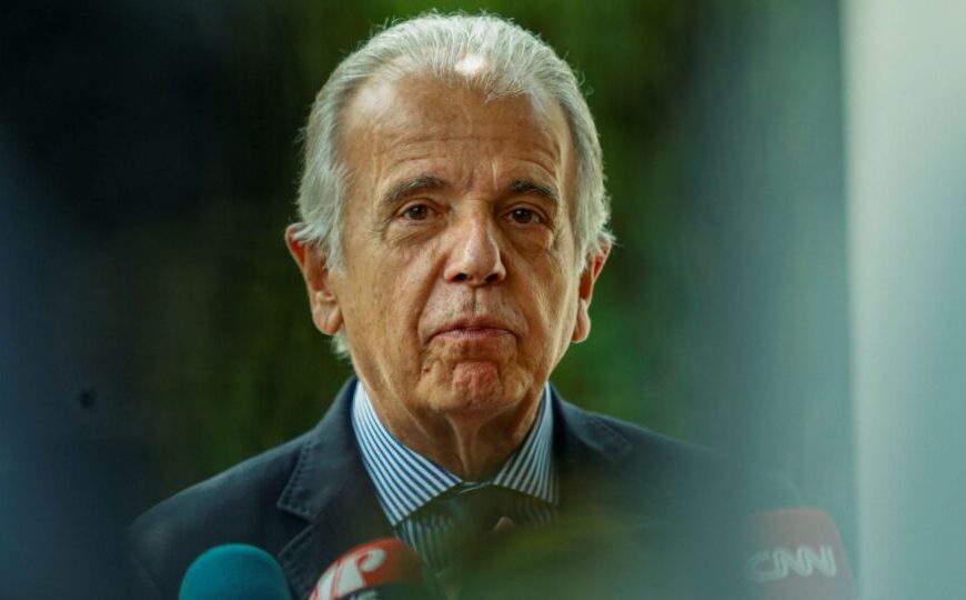 Forças Armadas respeitarão decisão sobre anistia e julgamento de militares acusados por golpe, diz Múcio