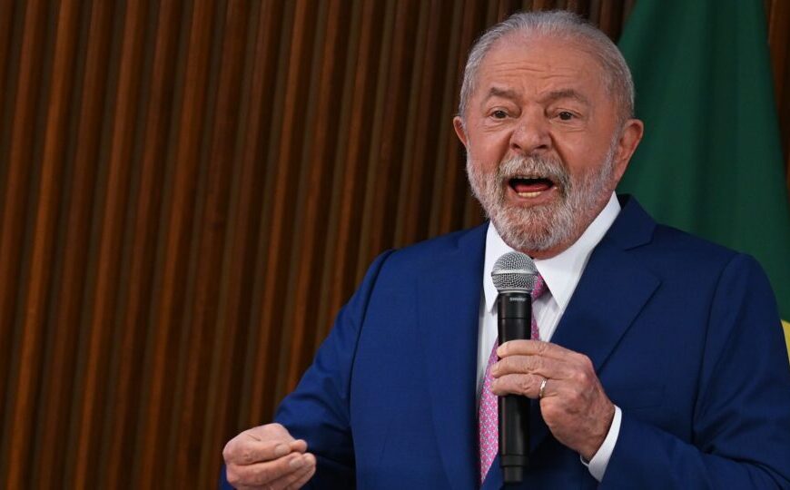 Lula critica governador de SC e diz que…