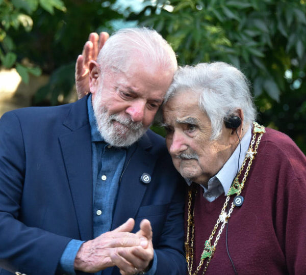 Governo Lula lamenta morte de Mujica e decreta…