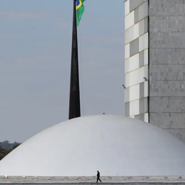 “É polêmico, mas vai a voto”, diz relator…