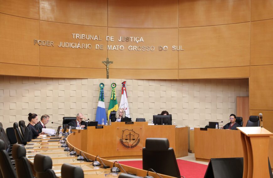 Justiça condenada enteada a indenizar madrasta por ofensas após a morte do pai