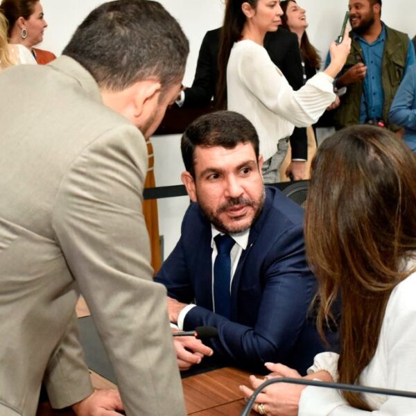 Lei: MS deve divulgar obrigatoriamente medicamentos da Farmácia&hellip;