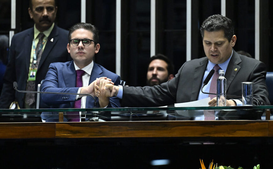 Alcolumbre quer votar aumento de deputados antes das eleições de 2026