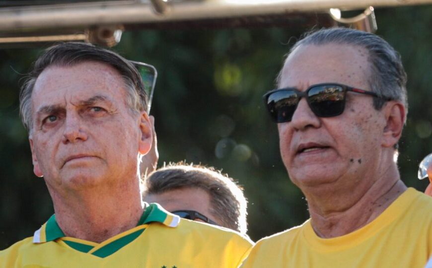 Bolsonaro e Silas Malafaia anunciam…