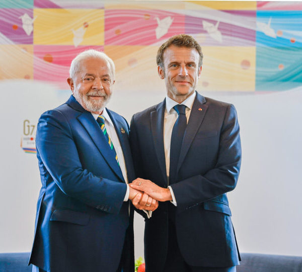 Lula viaja à França para discutir mudança climática…