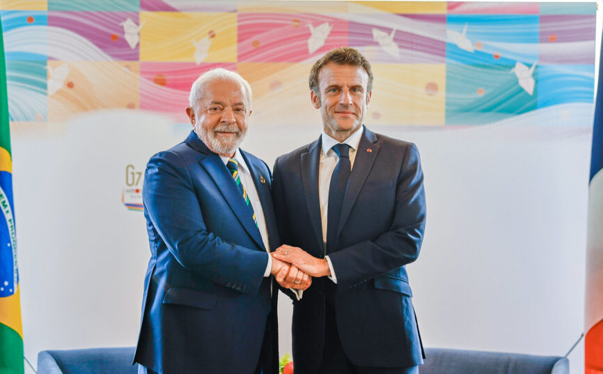 Lula viaja à França para discutir mudança climática e receber título de “doutor”