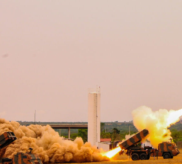 Exército desenvolve defesas cibernéticas para proteger seus sistemas…