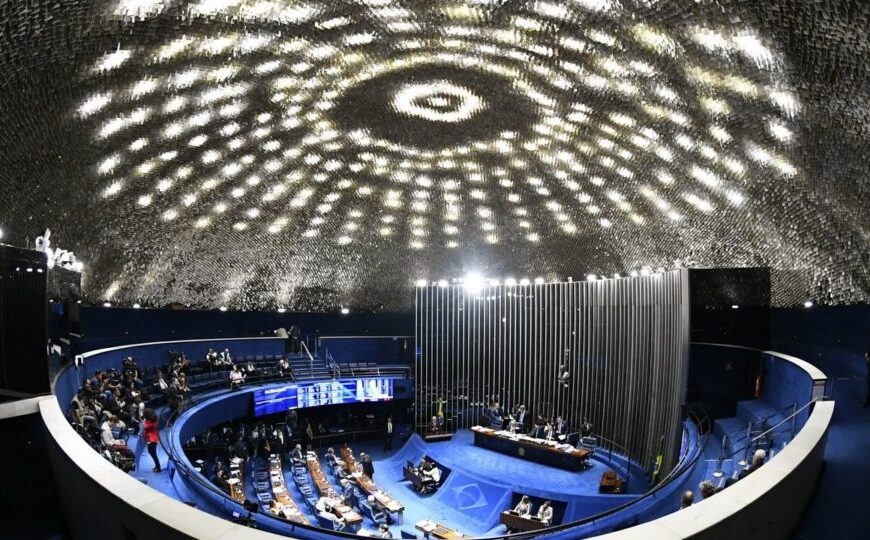 Dezessete pensionistas filhas solteiras do…