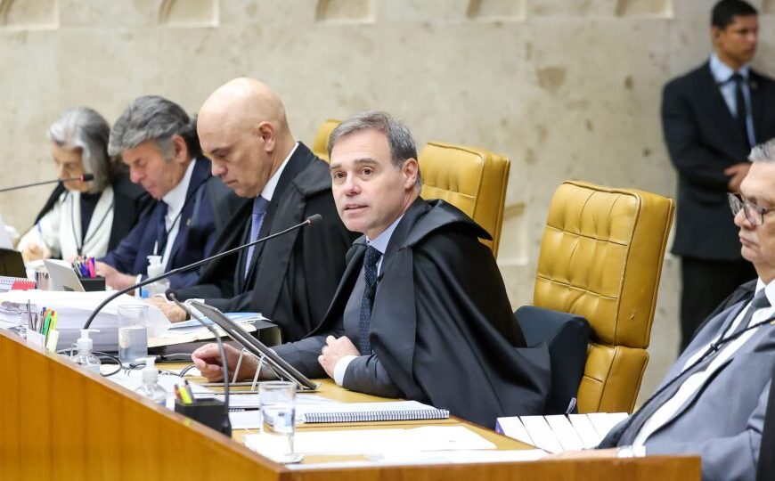 Voto de Mendonça confronta atos de Moraes e traz inovações para regulação das redes