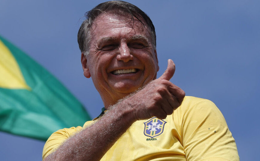 Anistia a presos e apoio a Bolsonaro no julgamento do golpe pautam manifestação deste domingo