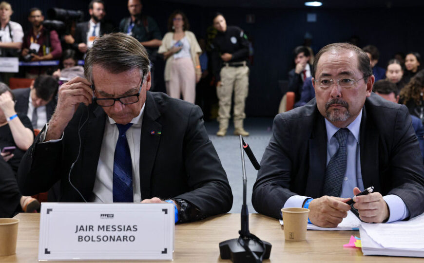 Advogado mostra áudio de Cid…