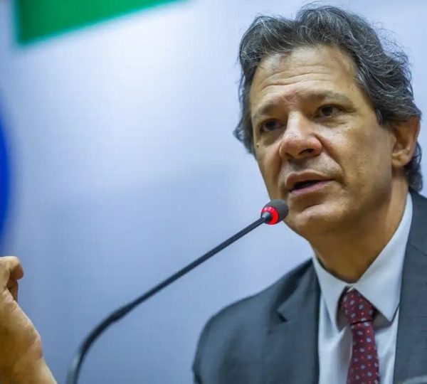 Calote, barbeiragem, depenação: Haddad distorce fatos para alegar&hellip;