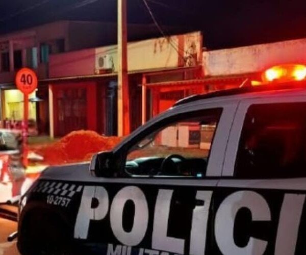 PM recaptura fugitivo da Justiça em frente à…