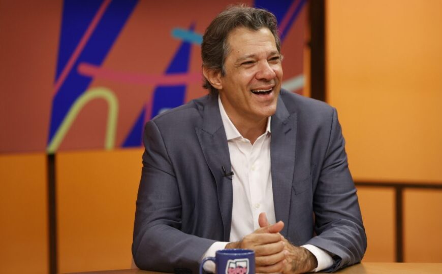 Haddad tira férias em meio a impasse com Congresso por aumento de IOF