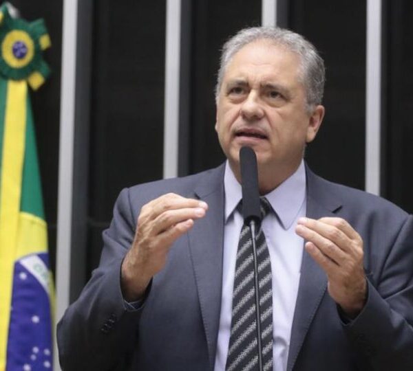 Em meio à crise do IOF, partido de&hellip;