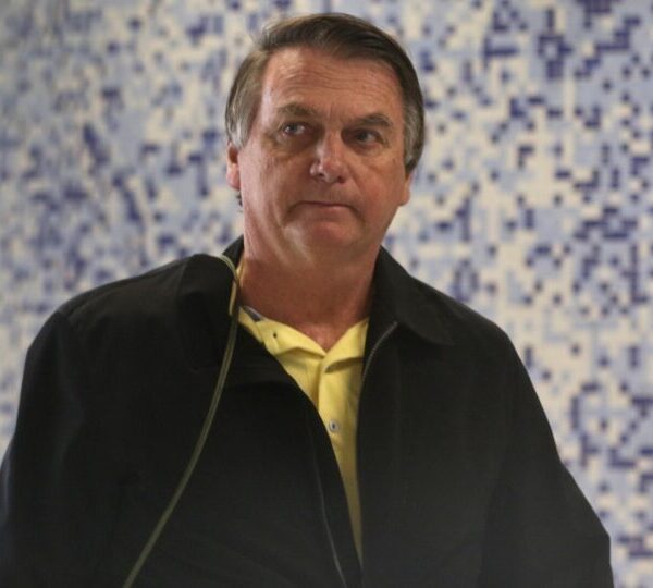 Exames indicam que Bolsonaro teve quadro de pneumonia&hellip;