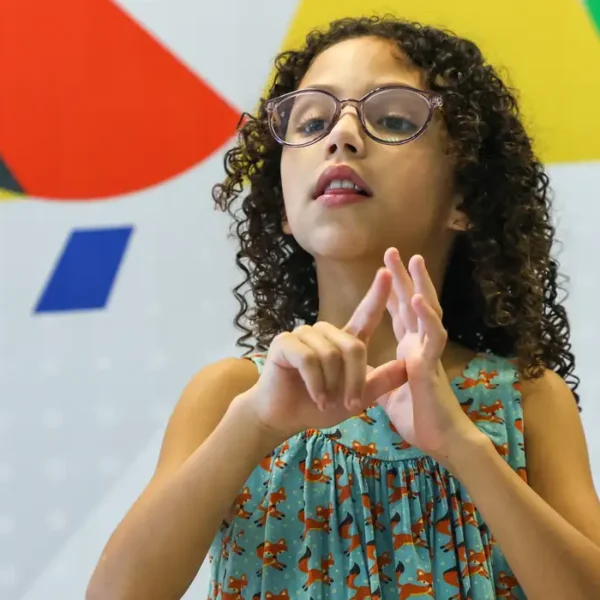 Enem: publicado o edital em Libras destinado a…