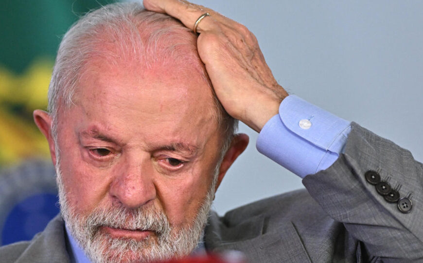 Lula manifesta apoio a Cristina…