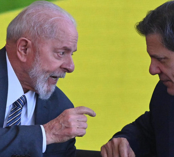 Como votou cada deputado na urgência de projeto&hellip;