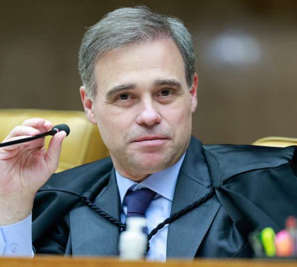 Mendonça diverge de Moraes e defende revisão da&hellip;