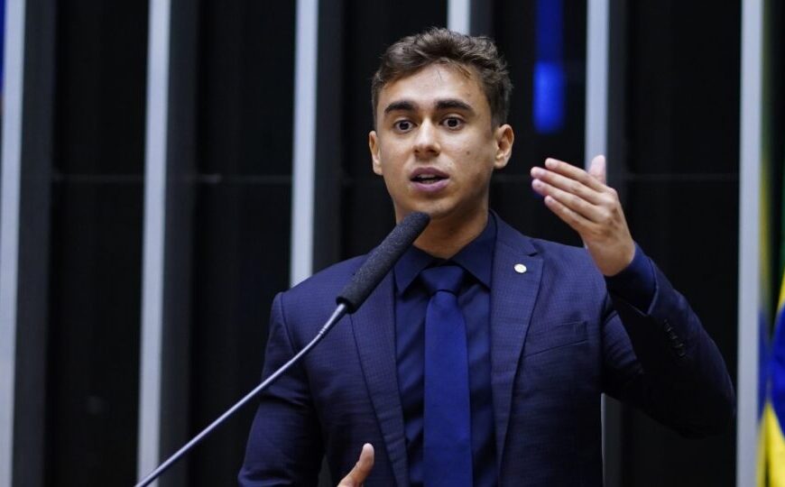 Alvo da esquerda, Nikolas Ferreira comenta prisão de…
