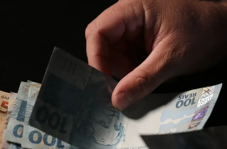 Mercado prevê inflação de 5,24%…