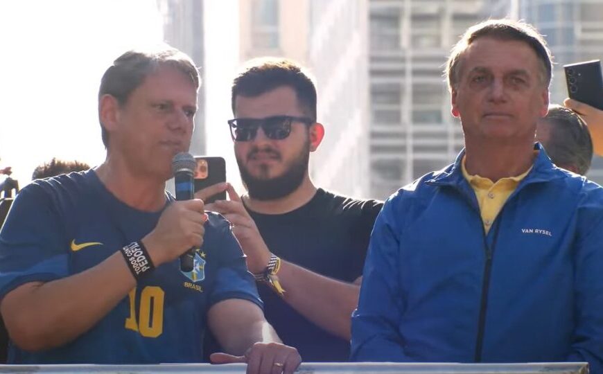 Ato com Bolsonaro mira frente ampla de direita e sela o tom político do seu duelo com STF