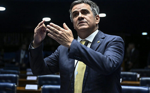 Racha entre governo e Congresso fortalece oposição, que&hellip;