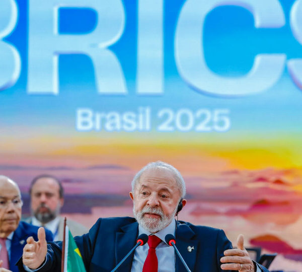 No Brics, Lula critica AIEA, responsável por denunciar&hellip;
