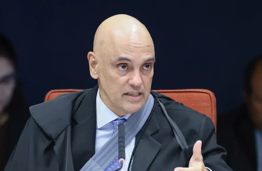 Moraes decide não prender Bolsonaro por descumprimento de&hellip;