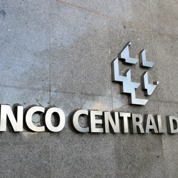 Mercado financeiro reduz projeção de inflação para 5,17%&hellip;