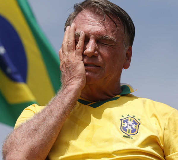 PGR pede condenação de Bolsonaro e mais 7&hellip;