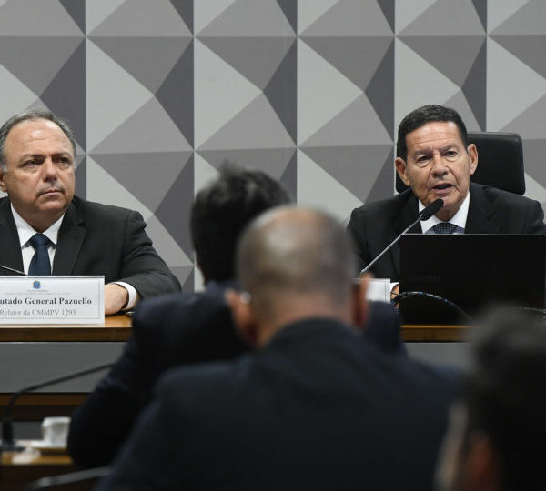 Comissão do Congresso aprova reajuste de 9% para&hellip;