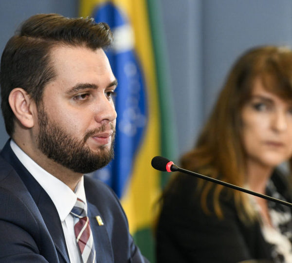 Delegado da PF diz que suposta viagem de&hellip;