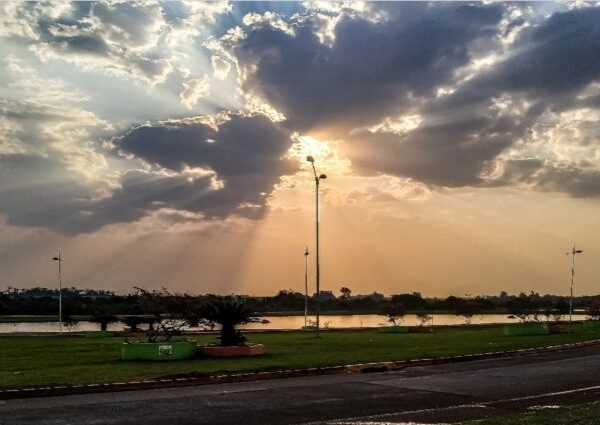 Dia será de sol, períodos nublado e 22ºC&hellip;